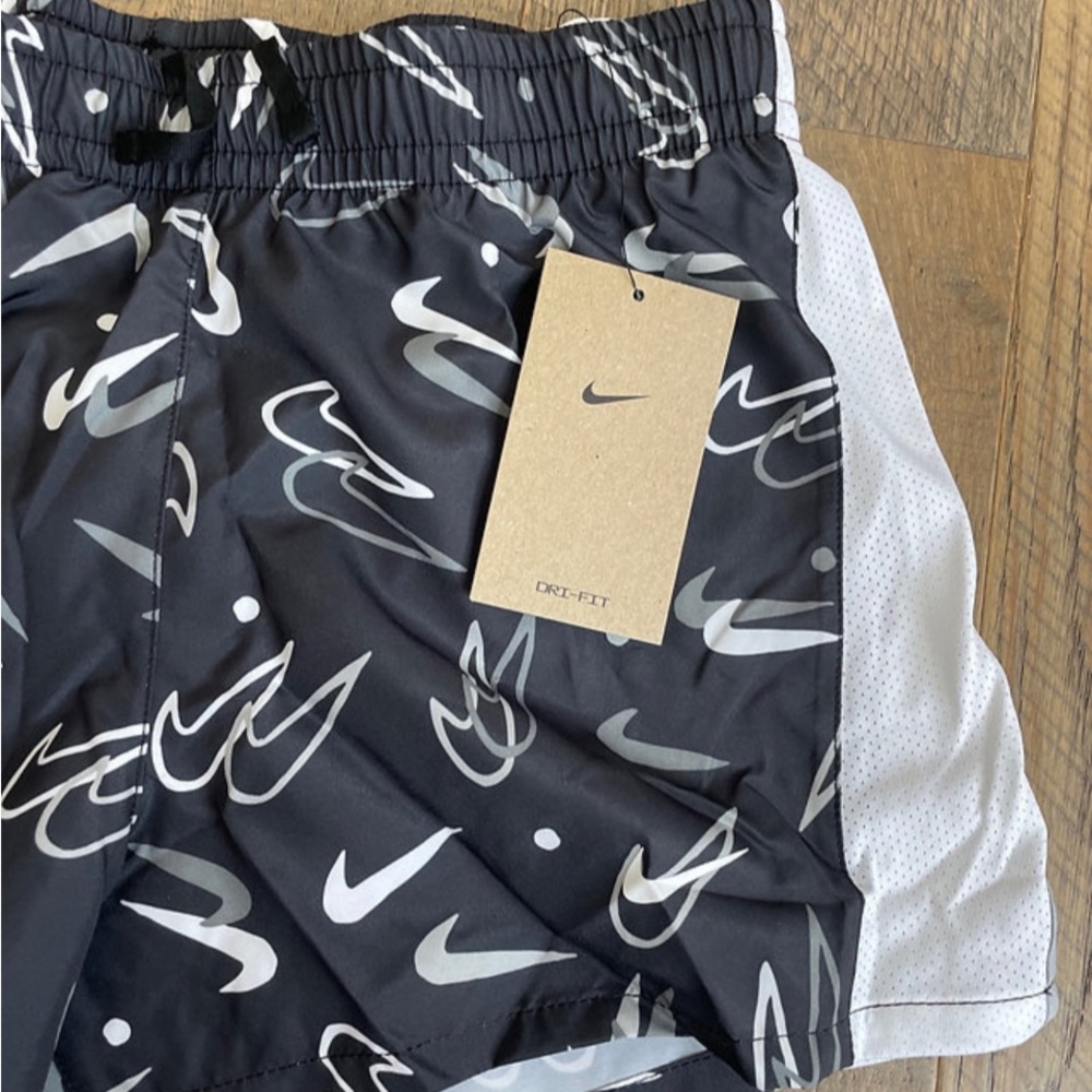 Nike Big Girl Plus Brief Lined Shorts - Picture 2 of 5